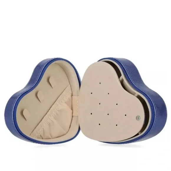 Stella & Max Heart Shaped Compact Jewelry Travel Box in Blue, New w/Tag - Picture 3 of 9